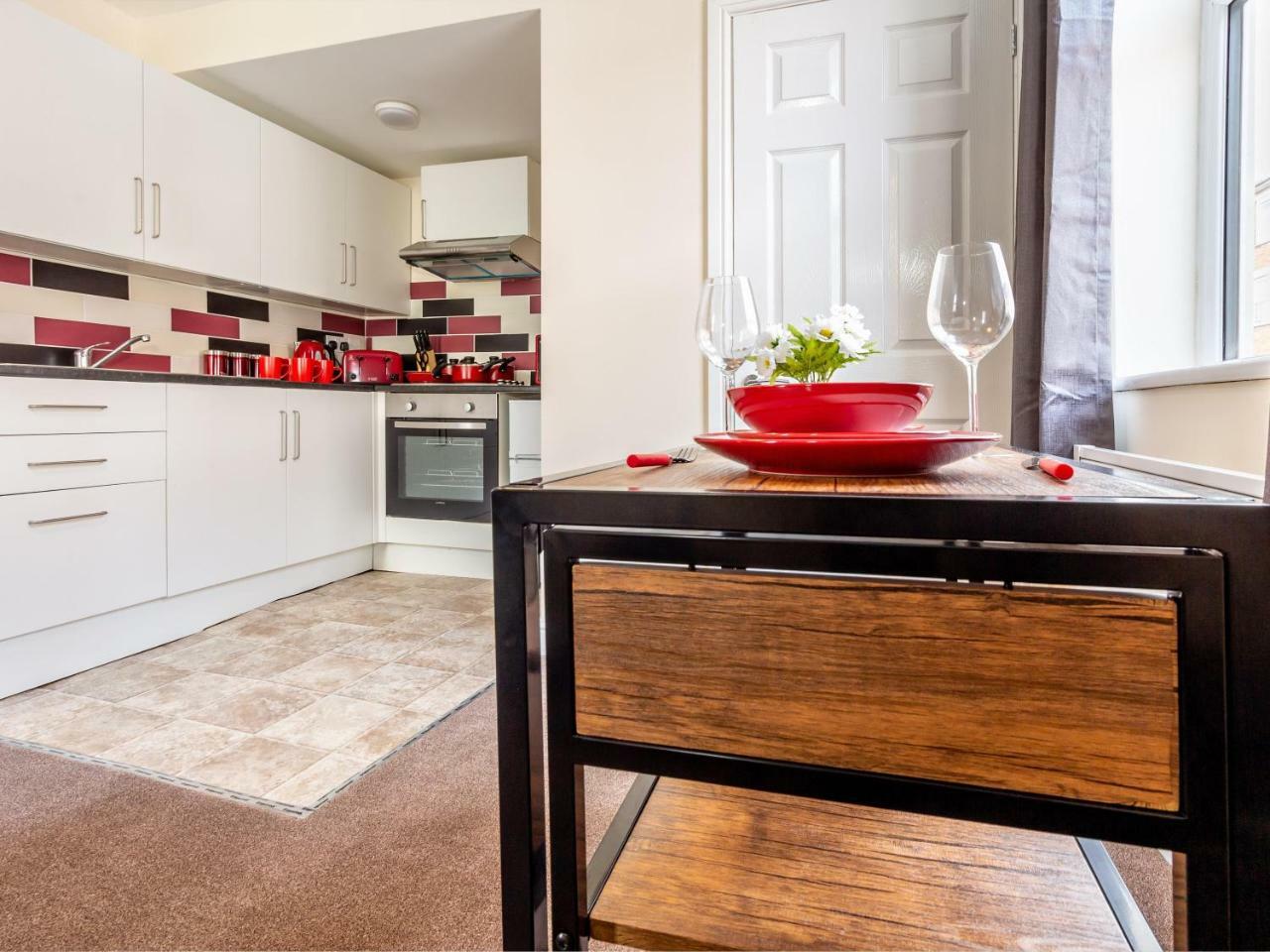 Northfield Street, Worcester City Centre - Guest Homes المظهر الخارجي الصورة